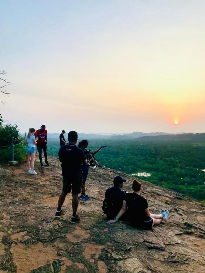 Wijesiri Family Guest House Sigiriya Exterior photo